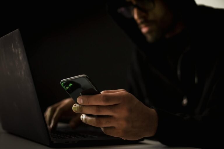 Cibersegurança e IA: O Caso dos Perfis Roubados na Meta e as Lições Urgentes para o Mercado