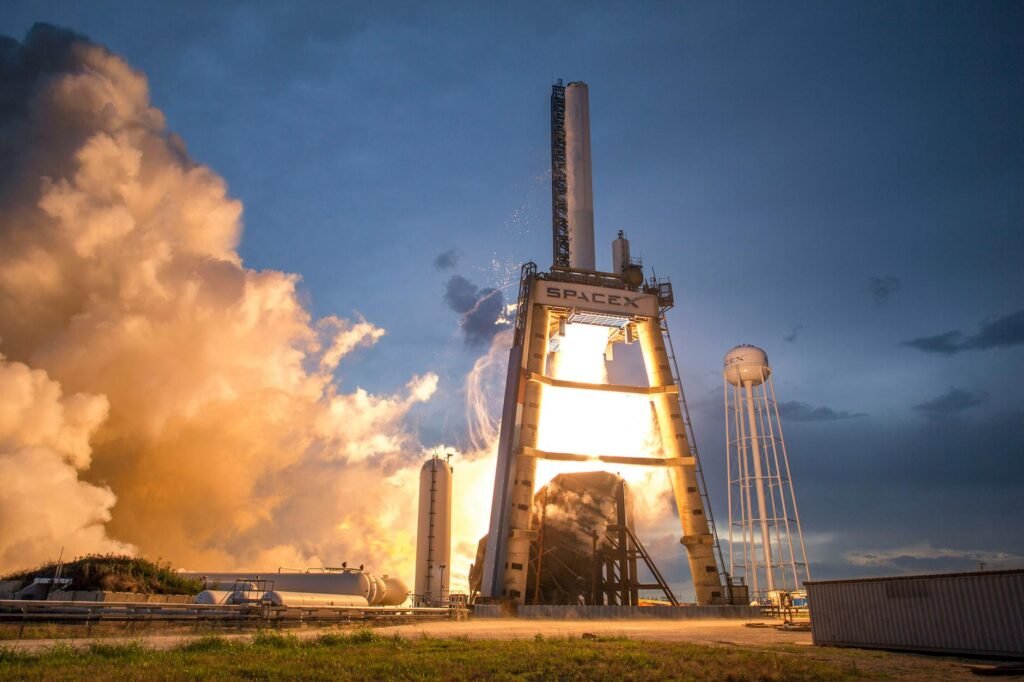 SpaceX Assina Contrato Bilionário para Satélites de Rastreamento ‘Golden Dome’: Automação e IA na Defesa Espacial