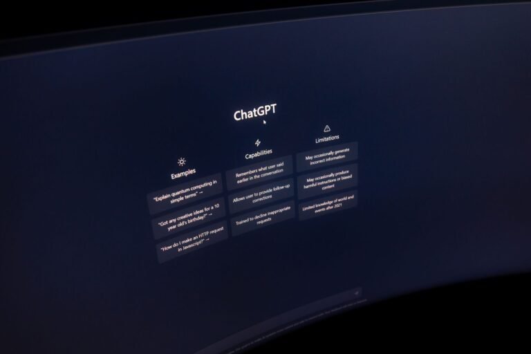 ChatGPT anuncia limitação na imitação de autores famosos