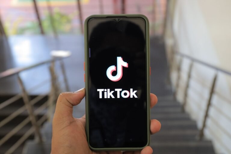 ANPD multa TikTok em R$153,7 milhões por violações à LGPD